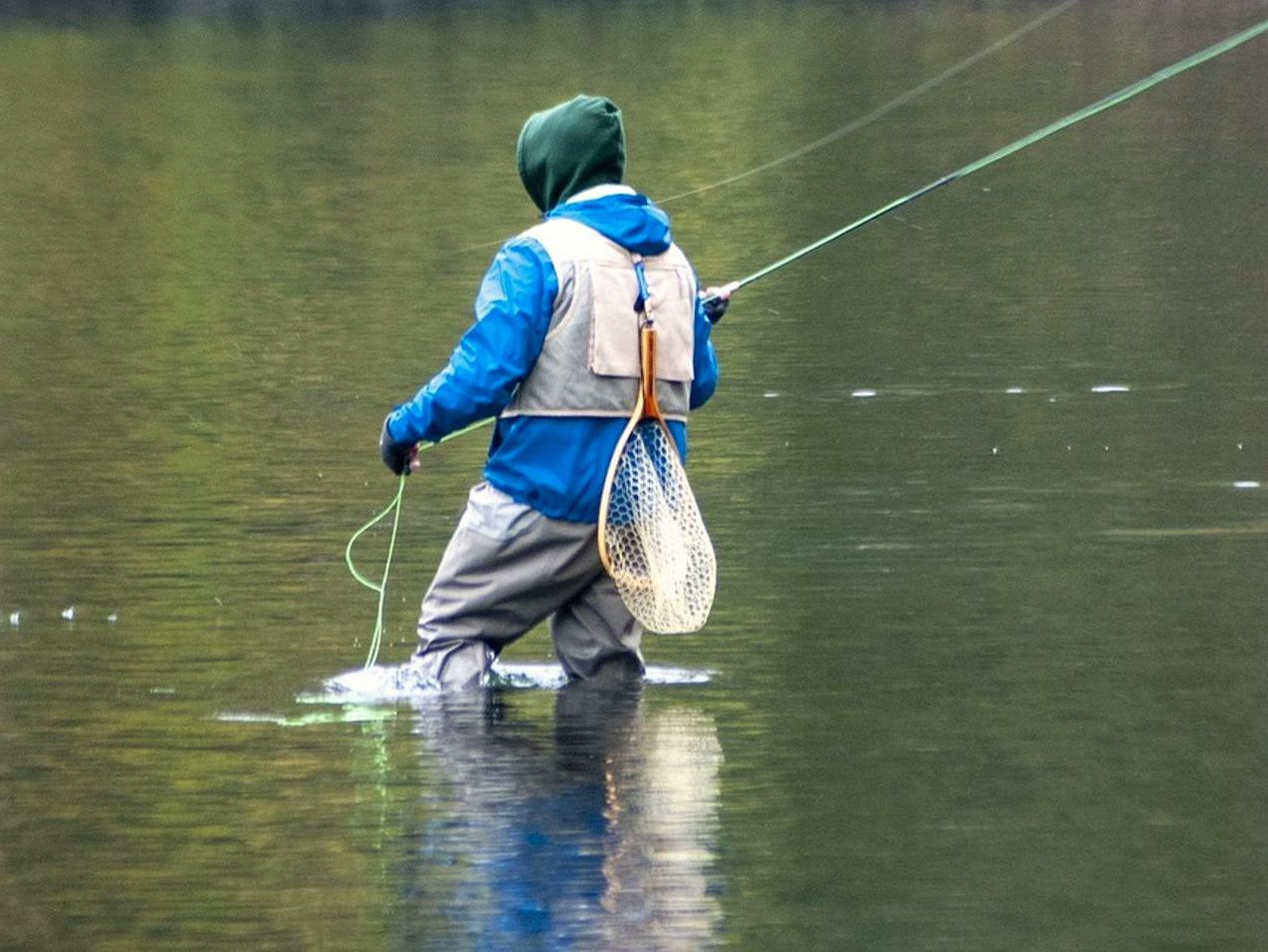 Early morning freshwater launch